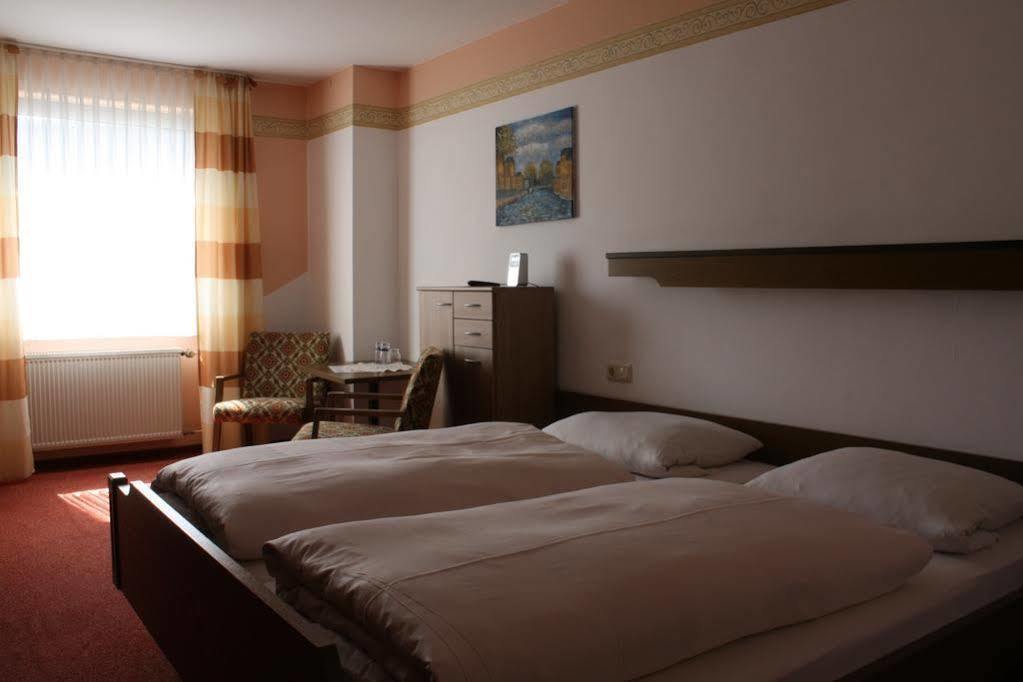 Ellenzer Goldbaeumchen Hotel Luaran gambar